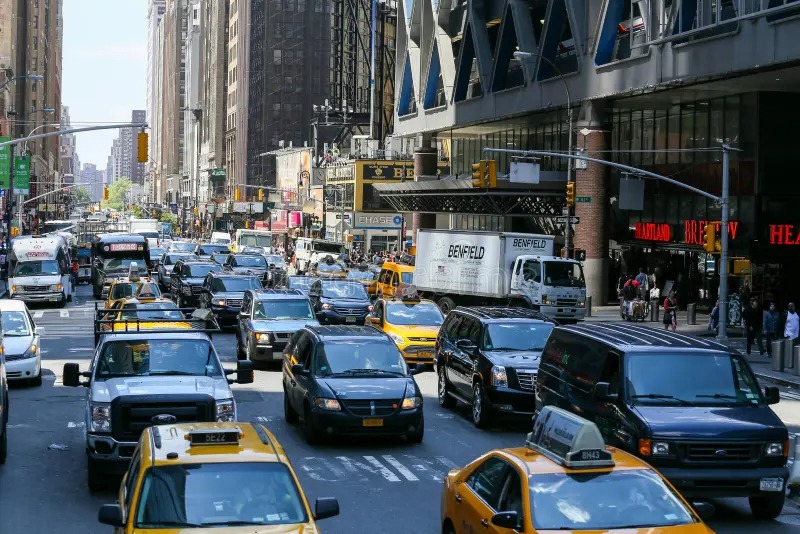 How to Handle Commercial Vehicle Title Transfers